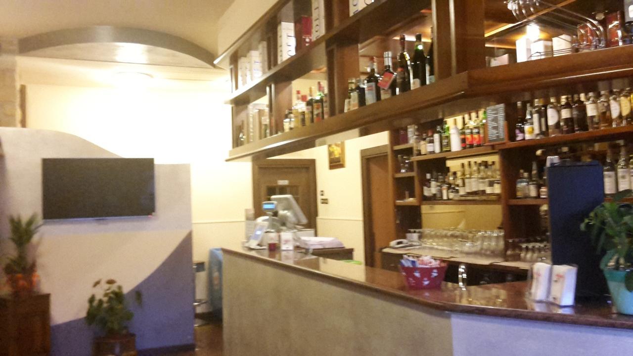 Hotel Iscla Edolo Ngoại thất bức ảnh